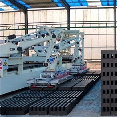 Nagy teherbírású raklapozó robotkar